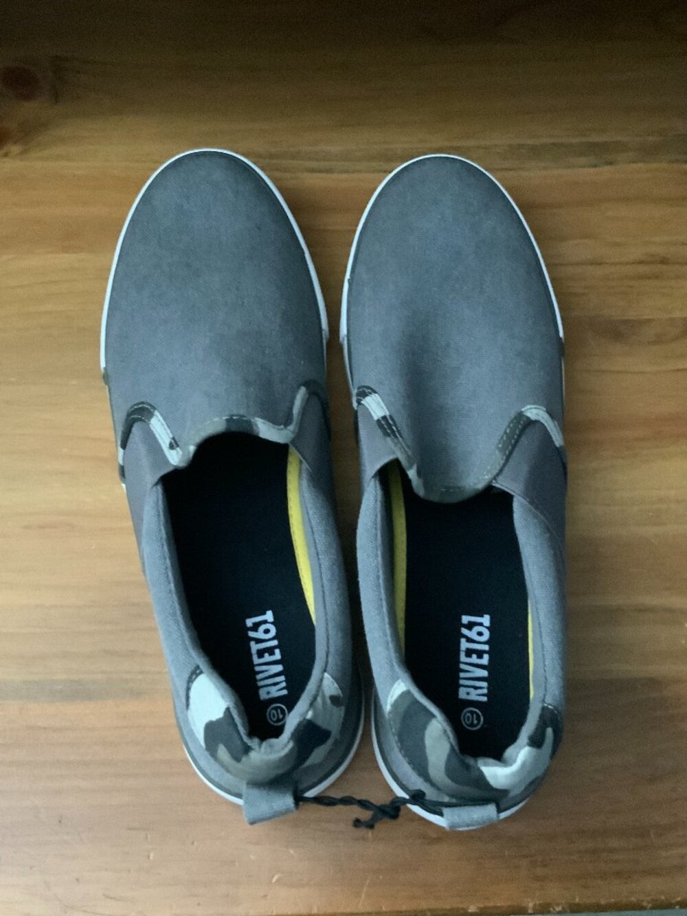 MEN'S GRAY SLIP-ON SHOES - SIZE 10 RIVET 61 - NEVER BEEN WORN